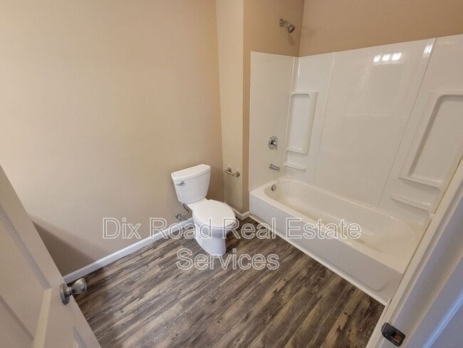 Building Photo - 268 Timber Hill Dr