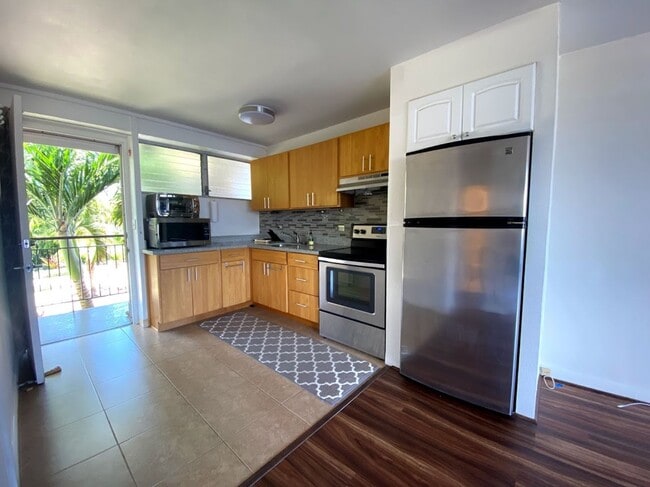 Building Photo - Emerson Court, Punchbowl Makiki 2 bedroom ...