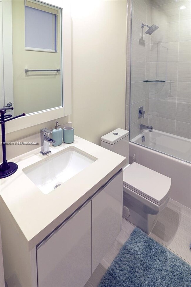 Building Photo - 10501 NW 66th St