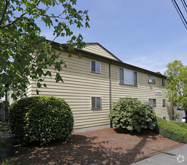 Building Photo - Powell Heights