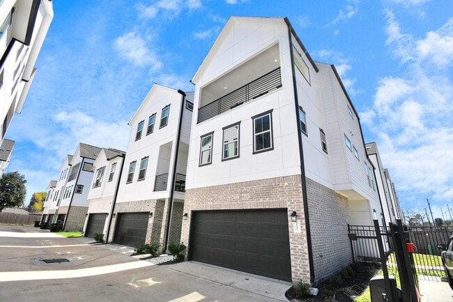 Building Photo - 5418 Wheatley St