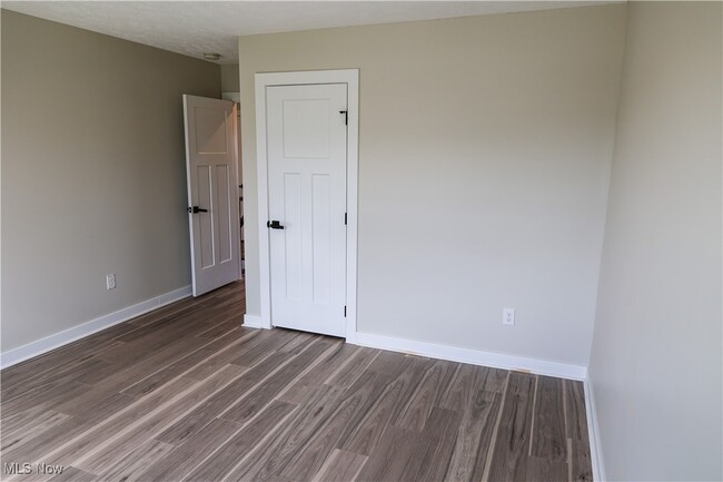 Building Photo - 9301 Winfield Ln