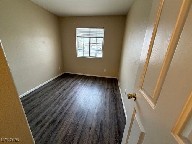 Building Photo - 4241 Ivory Nut St