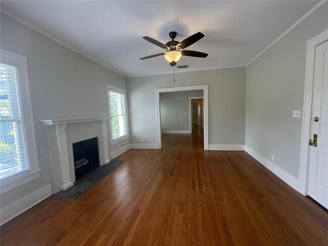 Building Photo - 2114 W Dekle Ave