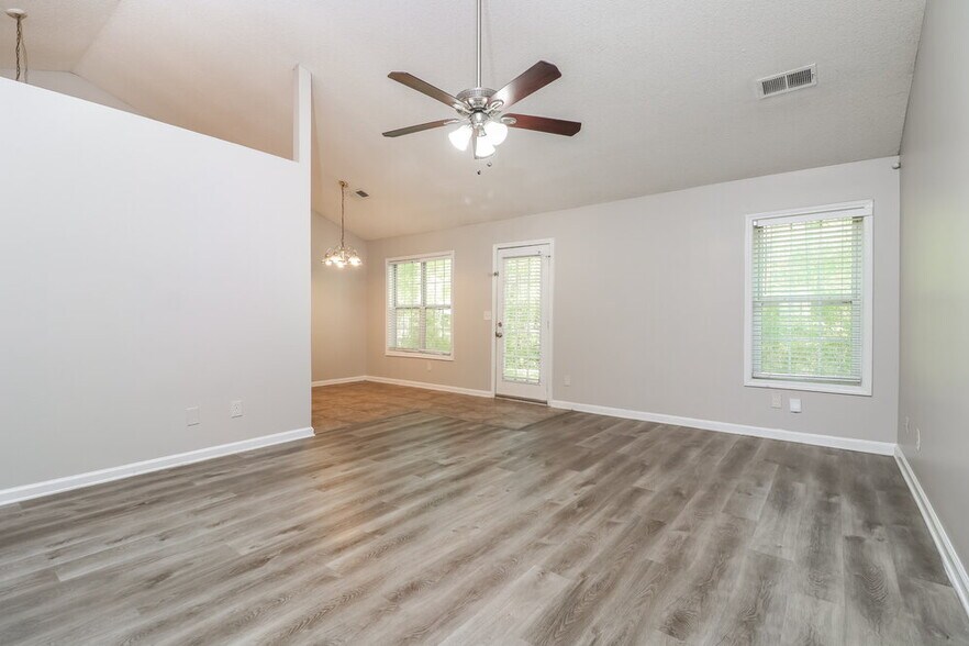 Building Photo - 75 Pooles Bend Ct