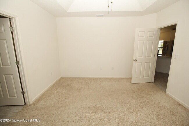 Building Photo - 4596 Broomsedge Cir