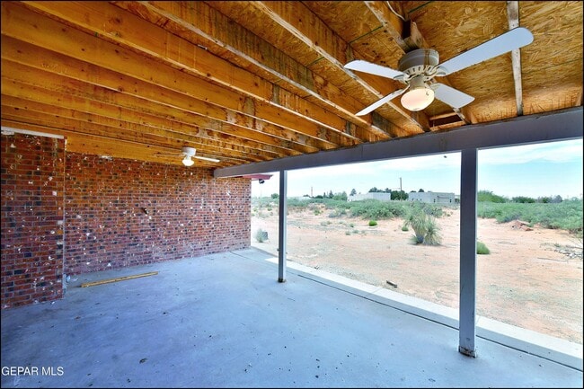 Building Photo - 14101 Koshare Ct