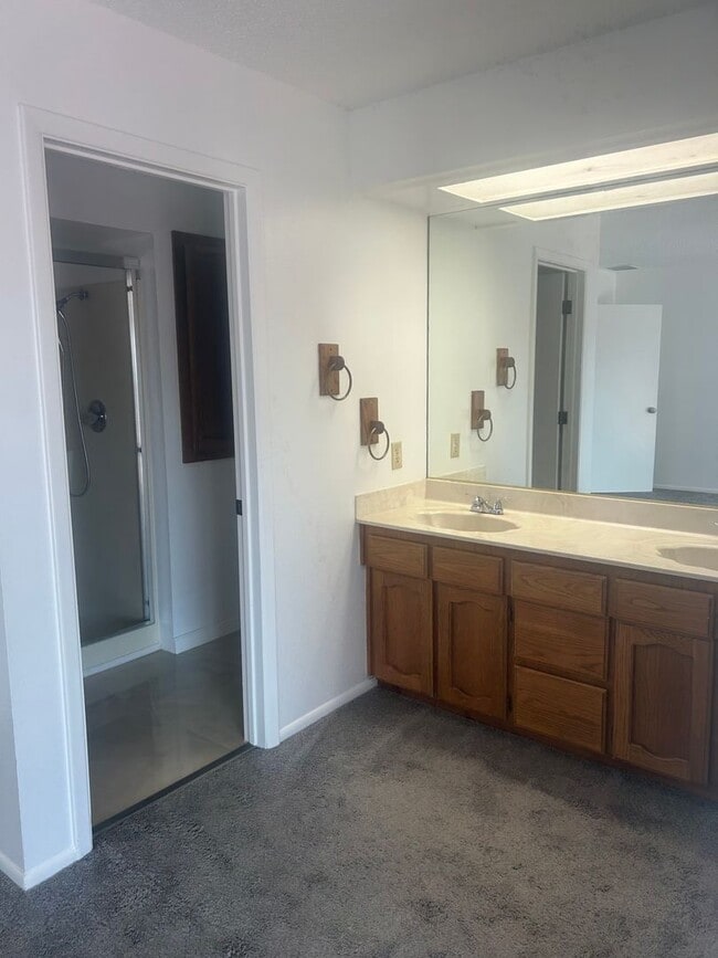 Building Photo - 2774 Jessica Cir
