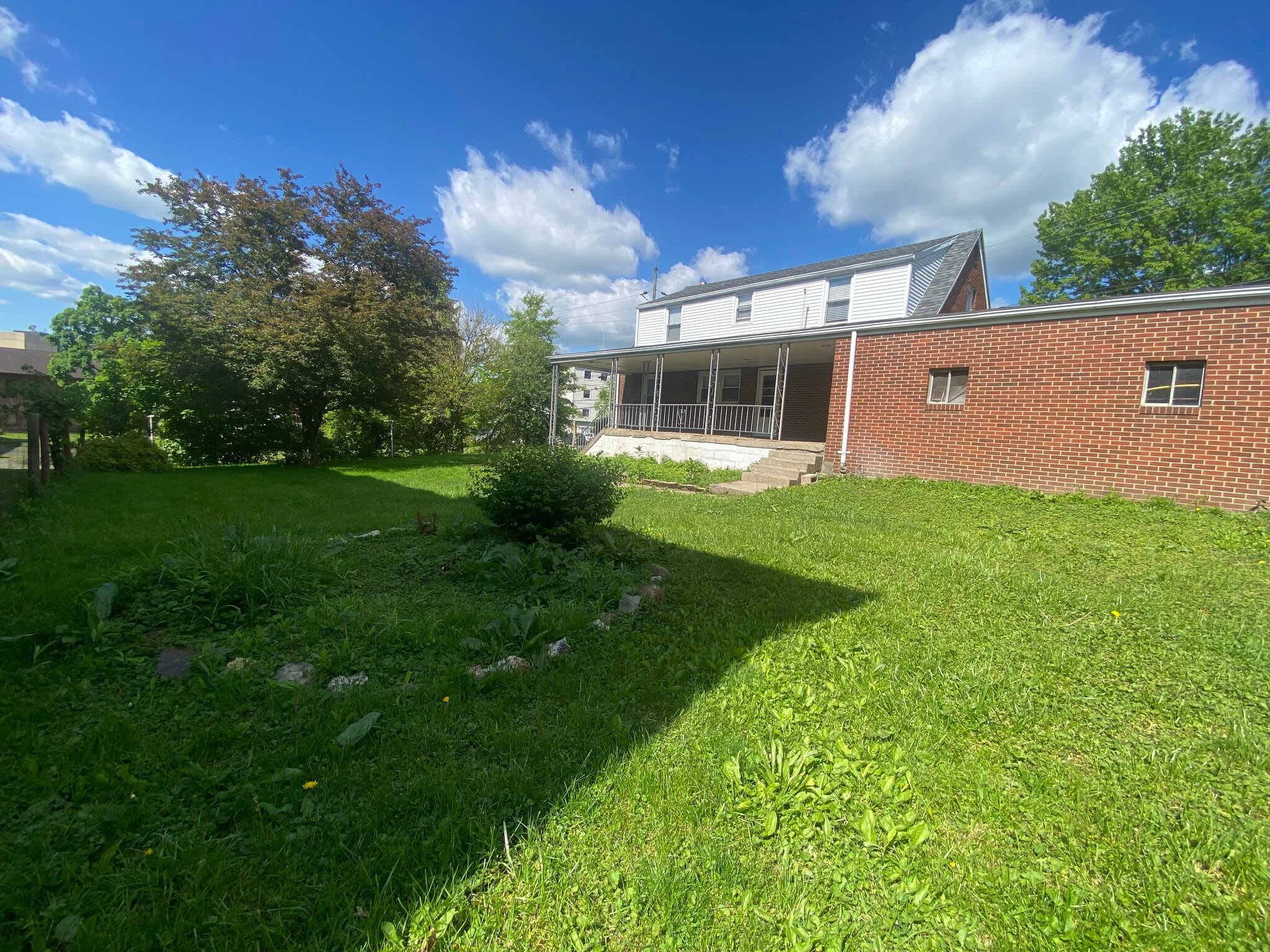 Building Photo - 1302 Riddle Ave