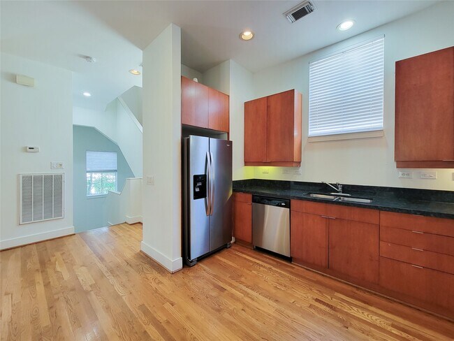 Building Photo - 4313 Feagan St