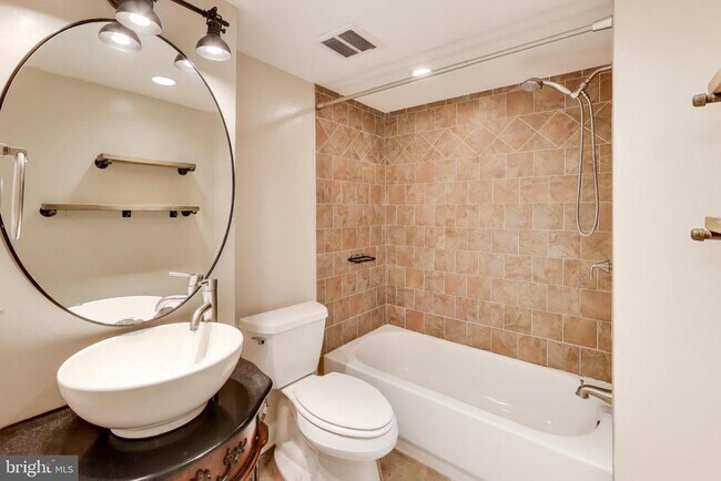 Building Photo - 1245 13th St NW