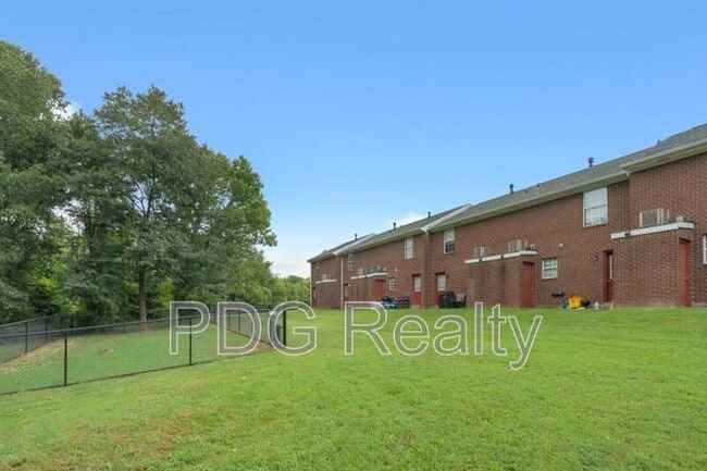 Building Photo - 12014 Morningside Dr