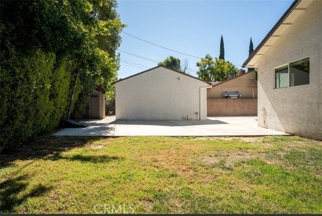 Building Photo - 5840 Allott Ave