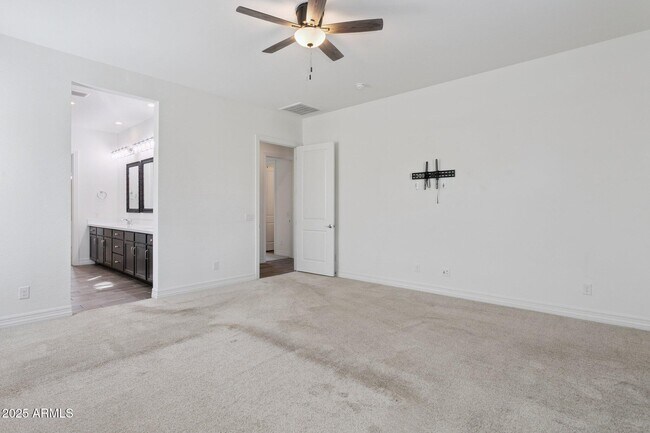 Building Photo - 11249 N Blakely St