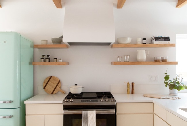 Kitchen - 3625 Edenhurst Ave