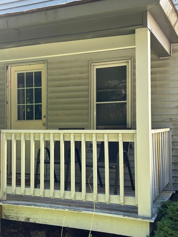 Building Photo - 13 Percival St