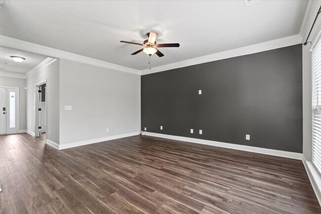Building Photo - 105 Swinton Pond Rd