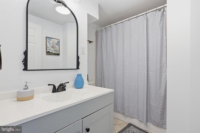 Building Photo - 241 Wildcat Dr