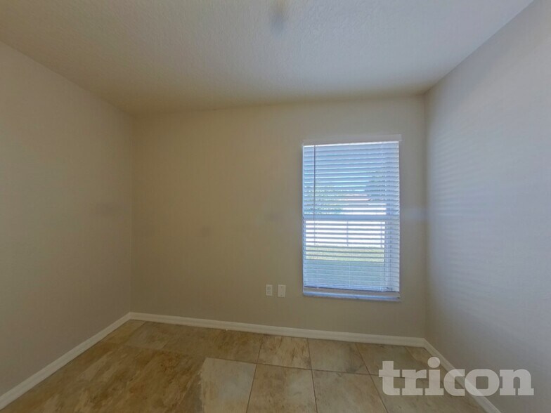 Building Photo - 400 Cocoa Ct
