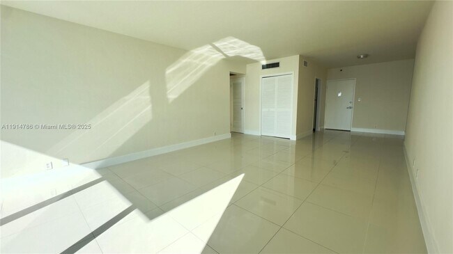 Building Photo - 1200 West Ave