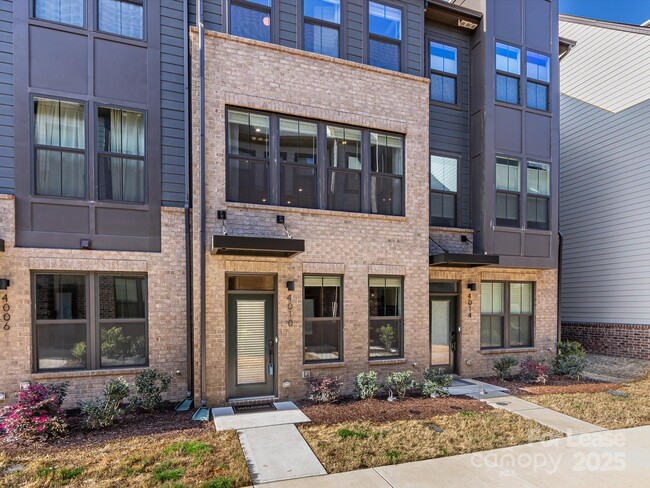 Building Photo - 4010 Citra Ln