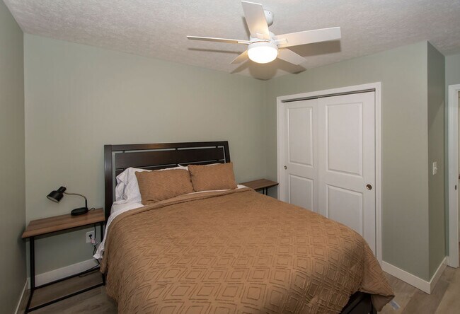 Building Photo - 2014 Cherry St