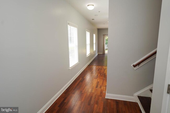 Building Photo - 1455 Hidden Meadow Ln