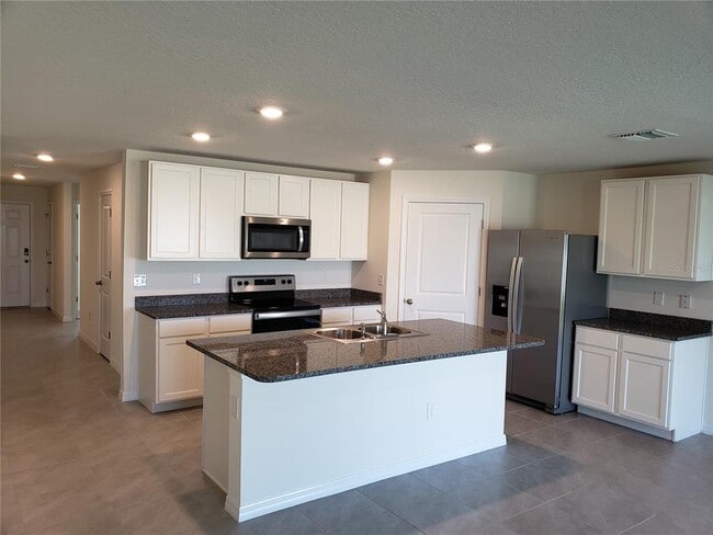 Building Photo - 12207 Kingsley Trl