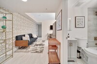 Building Photo - 1432 SW 22nd Ave