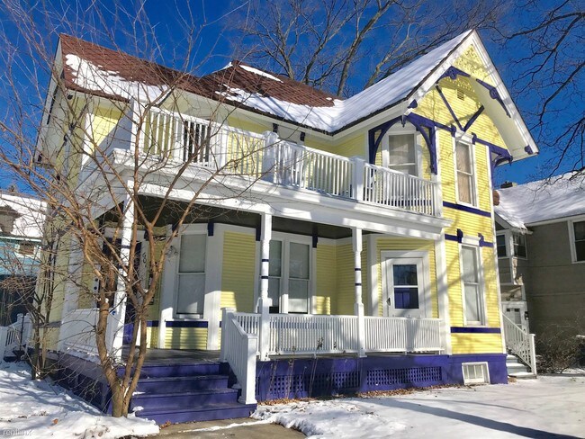 1 br, 1 bath House - Crescent Street Prope... - 601 Crescent St NE ...