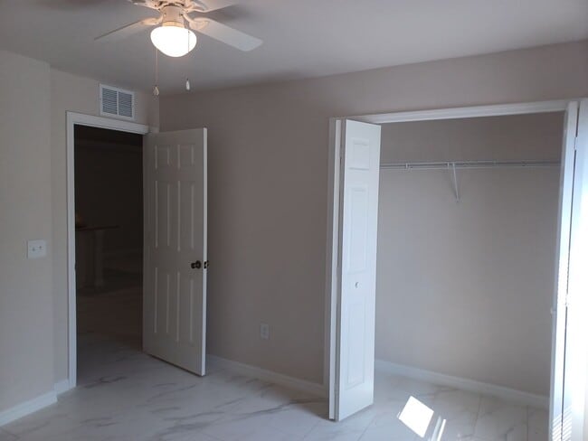 Building Photo - BREAND NEW CONSTRUCTION 3 BR / 2 BA WITH S...