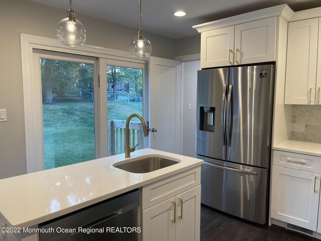 Building Photo - 5 Stockport Way