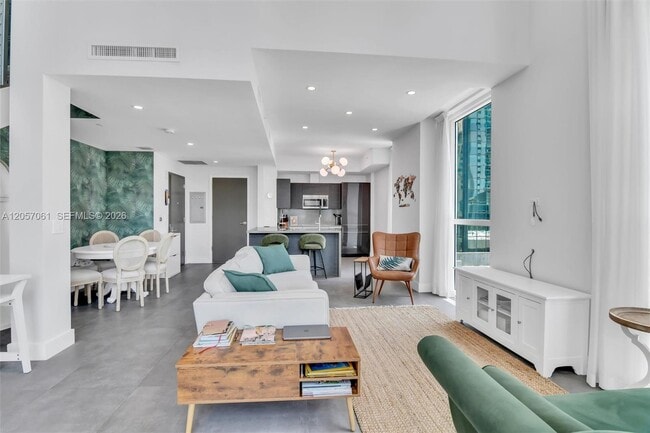 Building Photo - 1080 Brickell Ave
