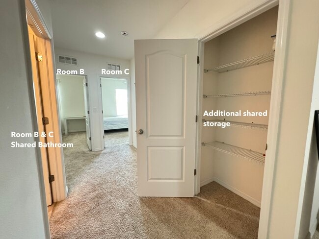 Building Photo - 8415 Pine River Rd