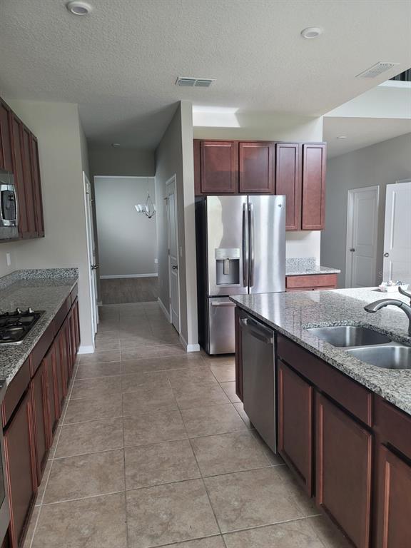 Building Photo - 6018 Glory Bower Dr
