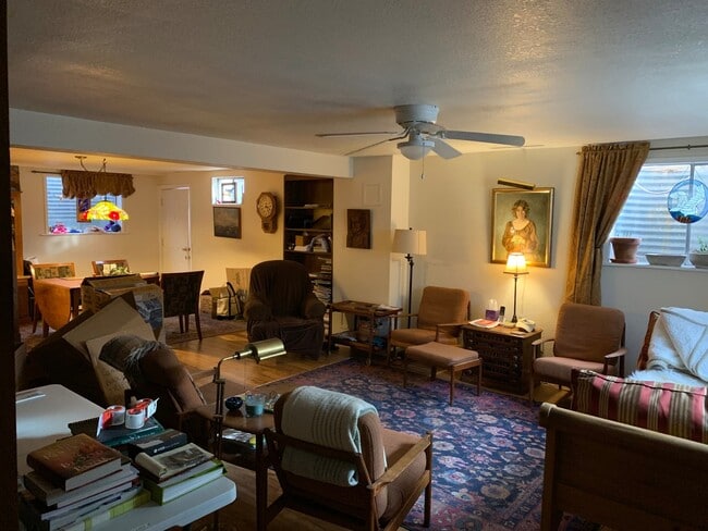 Building Photo - This is a MUST SEE 1 Bedroom, 2 Bath apartment in Loveland