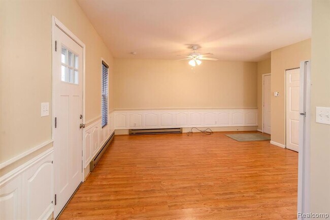 Building Photo - 9798 Mcgregor Rd