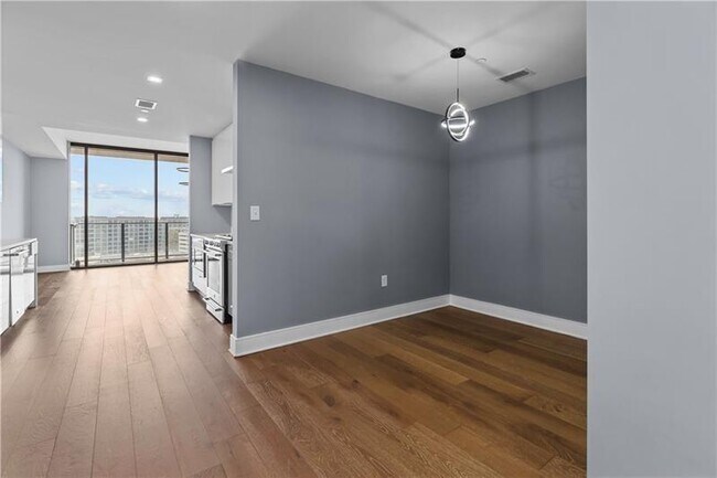 Building Photo - 788 West Marietta St NW