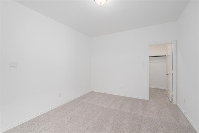 Building Photo - 908 Utica Dr