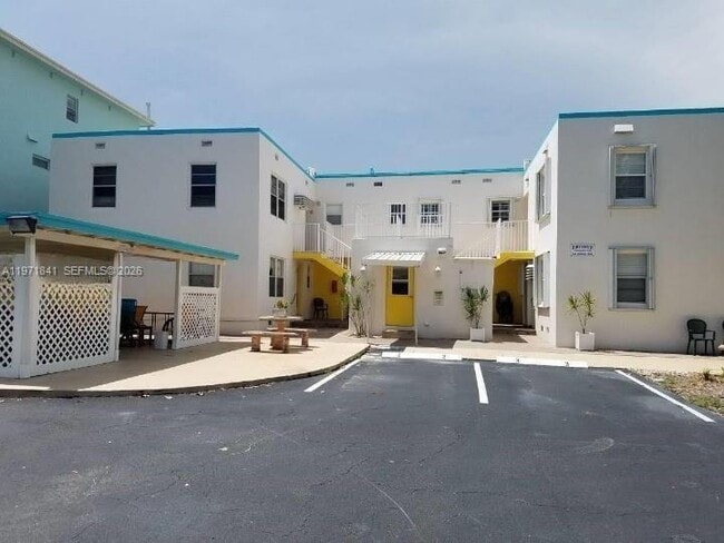 Building Photo - 309 Crocus Terrace