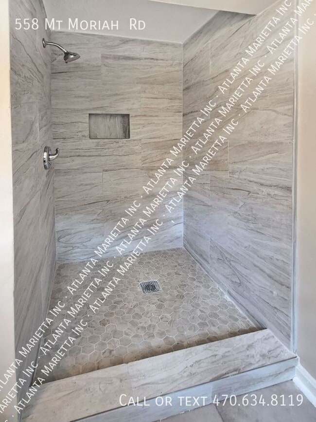 Building Photo - 558 Mt Moriah Rd