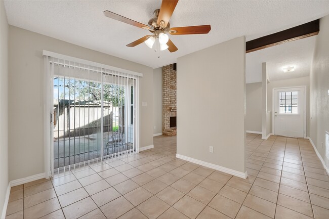 Building Photo - 6515 Morrisglen Ct