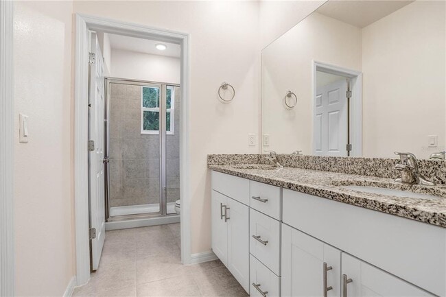 Building Photo - 34155 Cinder Wy