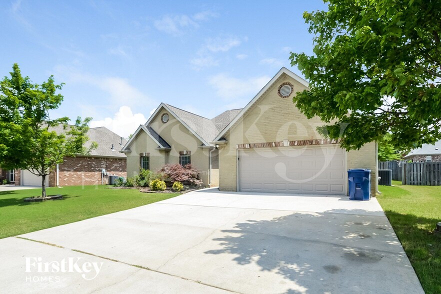 Building Photo - 213 Queens Gate