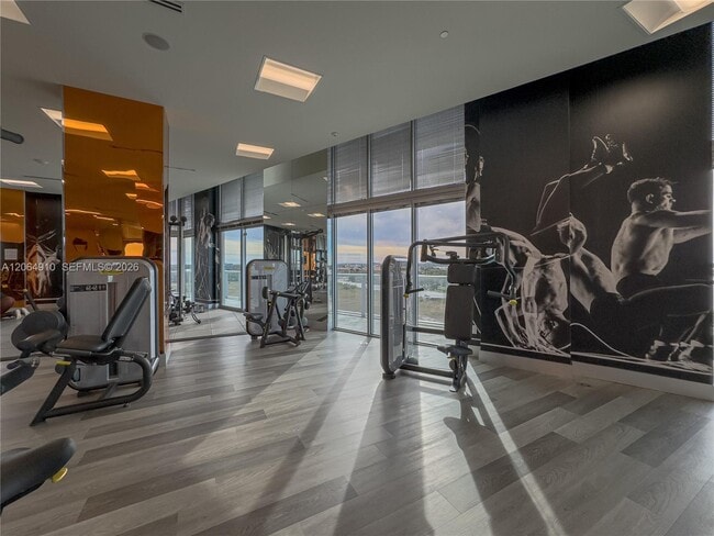 Building Photo - 2000 Metropica Wy
