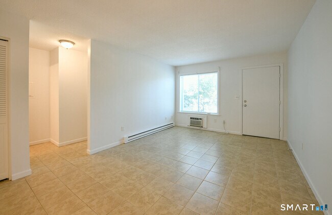 Building Photo - 2 Hamre Ln