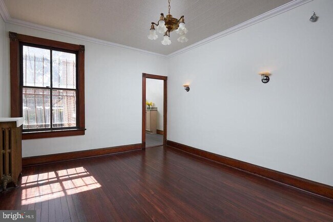 Building Photo - 1427 East Capitol St NE