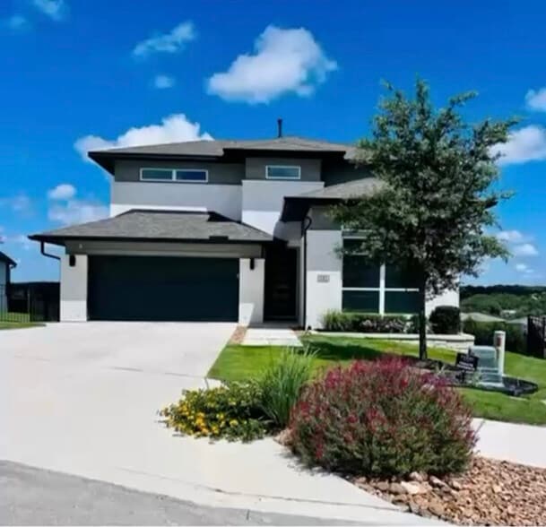 Primary Photo - 272 Navarro