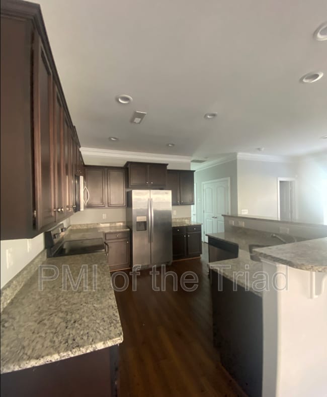 Building Photo - 1146 Augustine Heights Dr