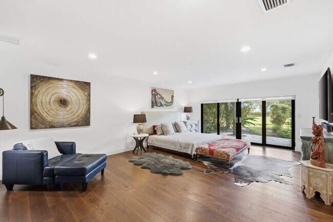 Building Photo - 2835 Polo Island Dr